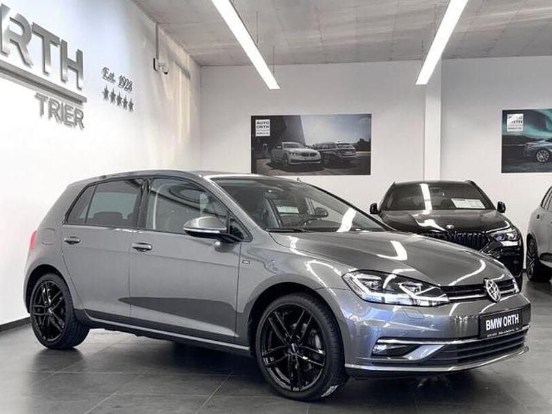 Gebraucht VW Golf VII 275 PS (202 kW) 2019 Andere Limousine