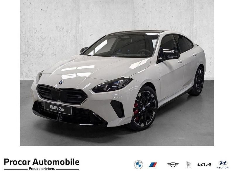 Weiß Neu 2025 BMW M235 M Sport Coupé | 57.890 € (Superpreis) - Bild 1/4