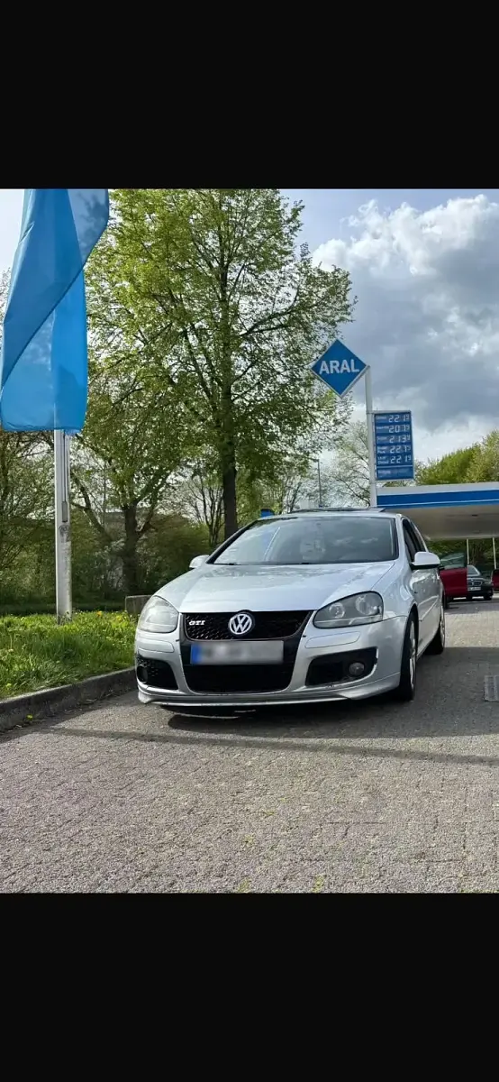 Gebraucht VW Golf 105 PS (77 kW) 2008 Silber Coupé