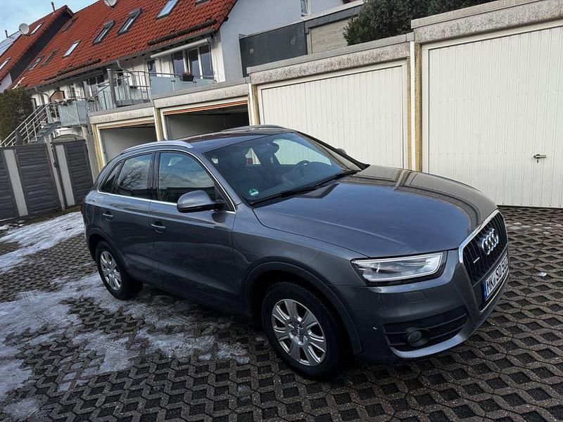 Gebraucht Audi Q3 Sport 170 PS (125 kW) 2012 Grau SUV