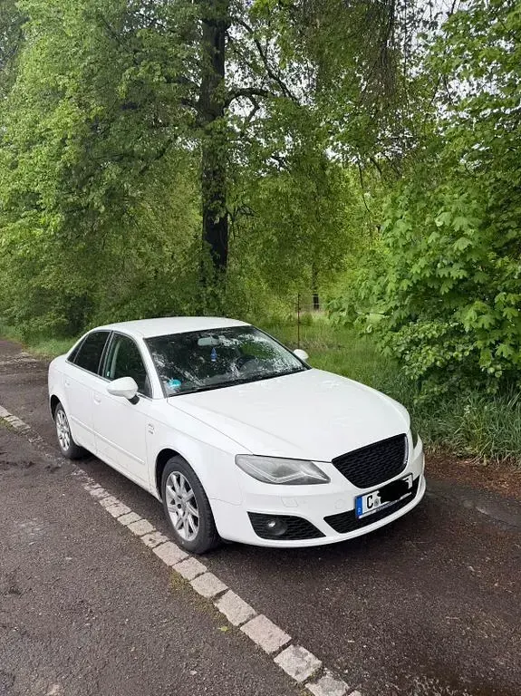 Gebraucht Seat Exeo Style 160 PS (117 kW) 2013 Weiß Limousine