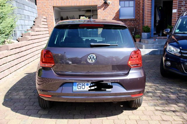 Gebraucht VW Polo 75 PS (55 kW) 2015 Grau metallic Kleinwagen