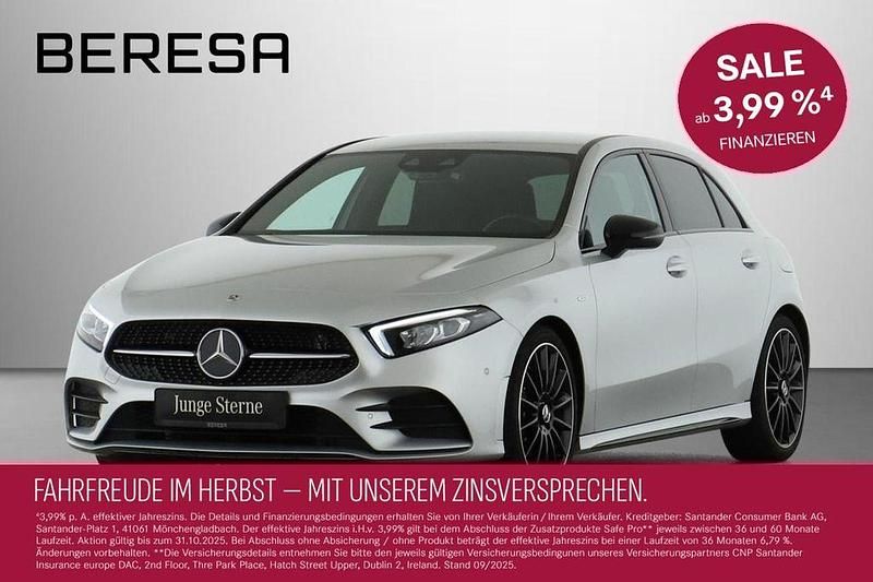 Silber Gebraucht 2021 Mercedes A180 AMG Limousine | 29.850 € (Fairer Preis) - Bild 1/4