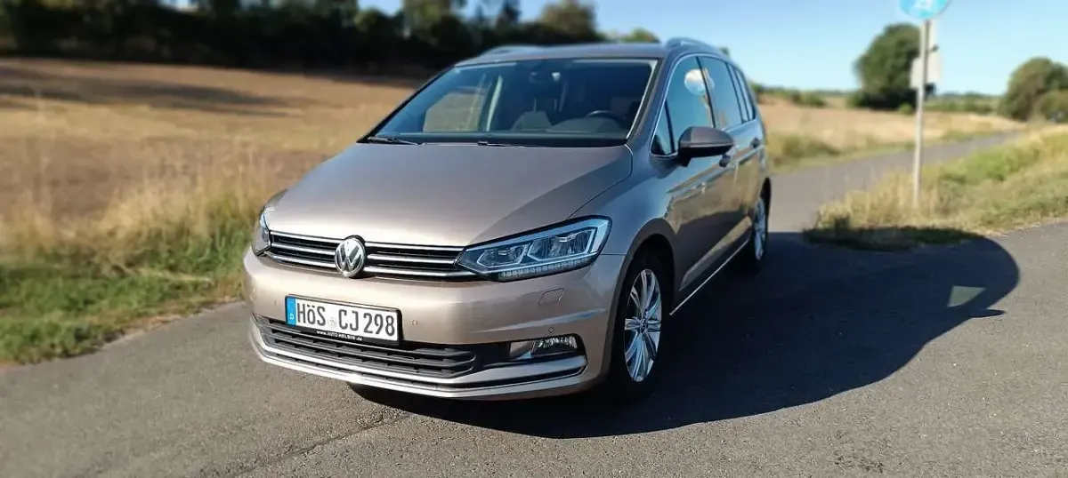 Gebraucht VW Touran Highline 150 PS (110 kW) 2017 Van / Kleinbus