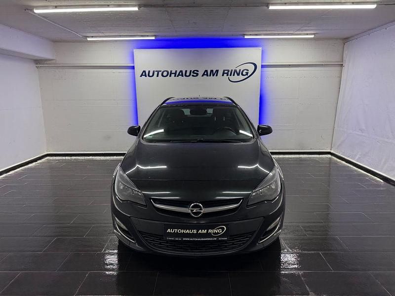 Gebraucht Opel Astra Active 110 PS (80 kW) 2013 Schwarz Kombi