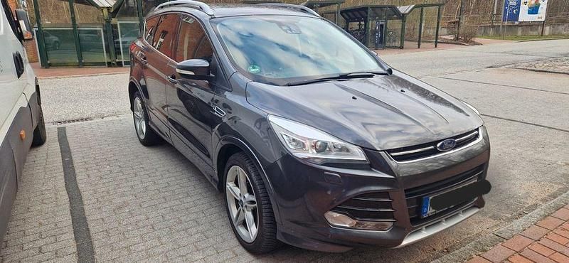 Gebraucht Ford Kuga 179 PS (131 kW) 2015 Grau SUV