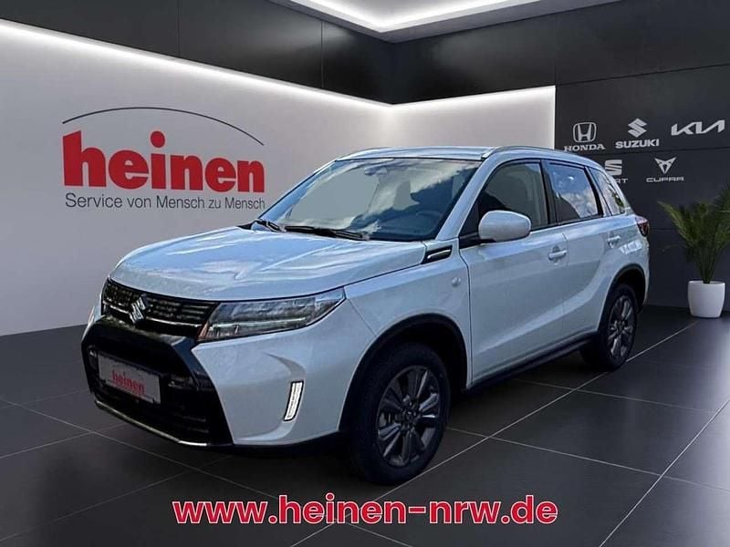Weiß Neu 2025 Suzuki Vitara Comfort SUV | 23.690 € (Superpreis) - Bild 1/4