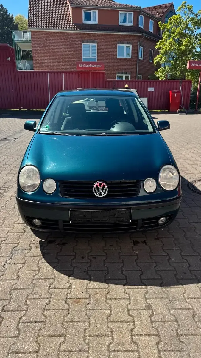 Gebraucht VW Polo 64 PS (47 kW) 2002 Grün Kleinwagen