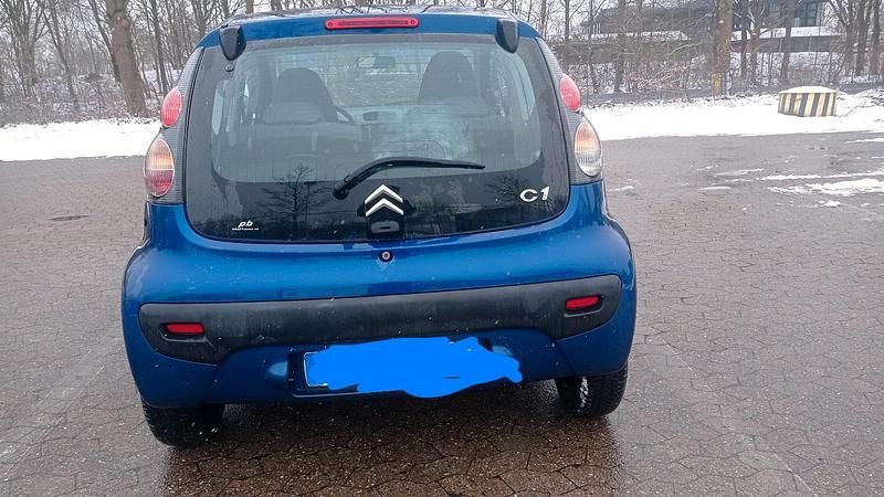 Gebraucht Citroën C1 70 PS (51 kW) 2007 Blau Kleinwagen