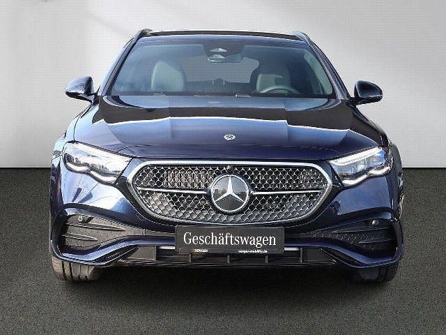 Gebraucht Mercedes E220 AMG 197 PS (144 kW) 2026 Manufaktur lack manufaktur alp Kombi