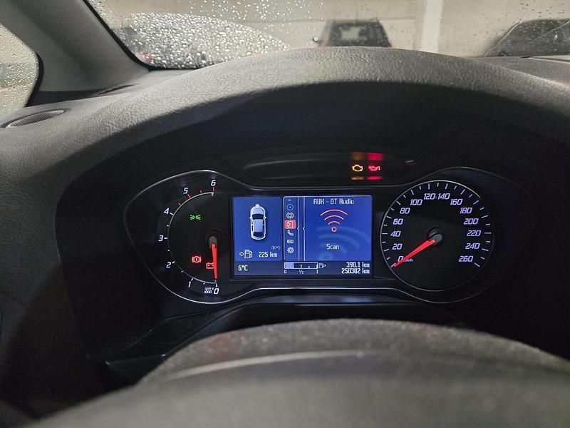 Gebraucht Ford S-MAX S 116 PS (85 kW) 2010 Weiß Van / Kleinbus