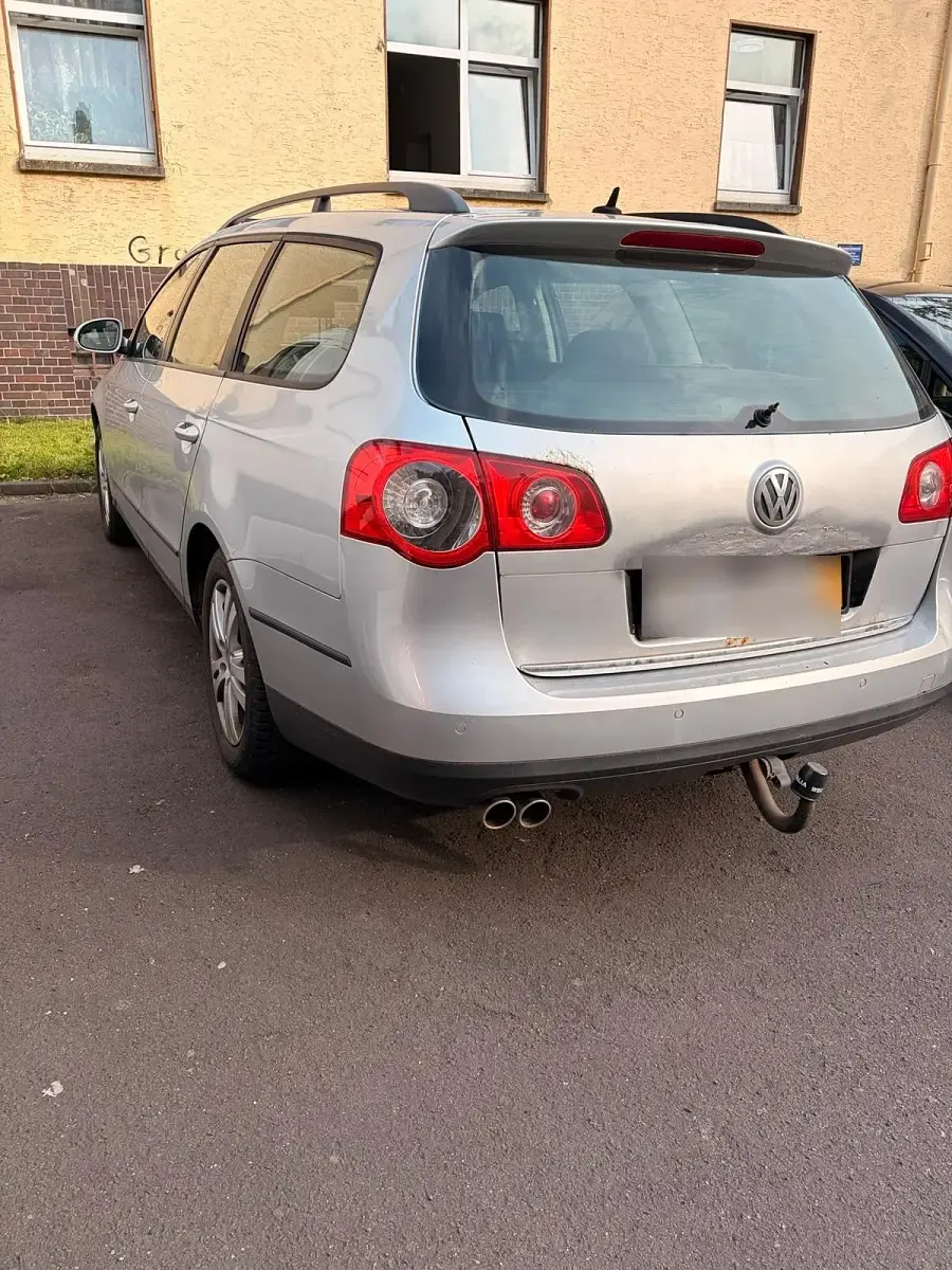 Gebraucht VW Passat 140 PS (102 kW) 2006 Silber Kombi
