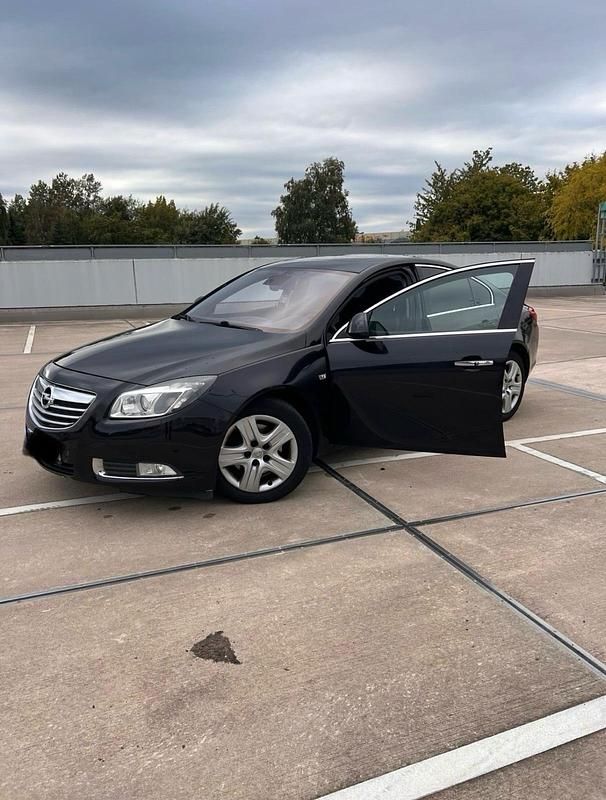 Gebraucht Opel Insignia 150 PS (110 kW) 2008 Schwarz Limousine