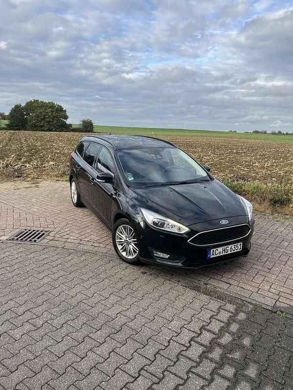 Schwarz Gebraucht 2018 Ford Focus Business Edition Kombi | 7.999 € (Guter Preis) - Bild 1/4