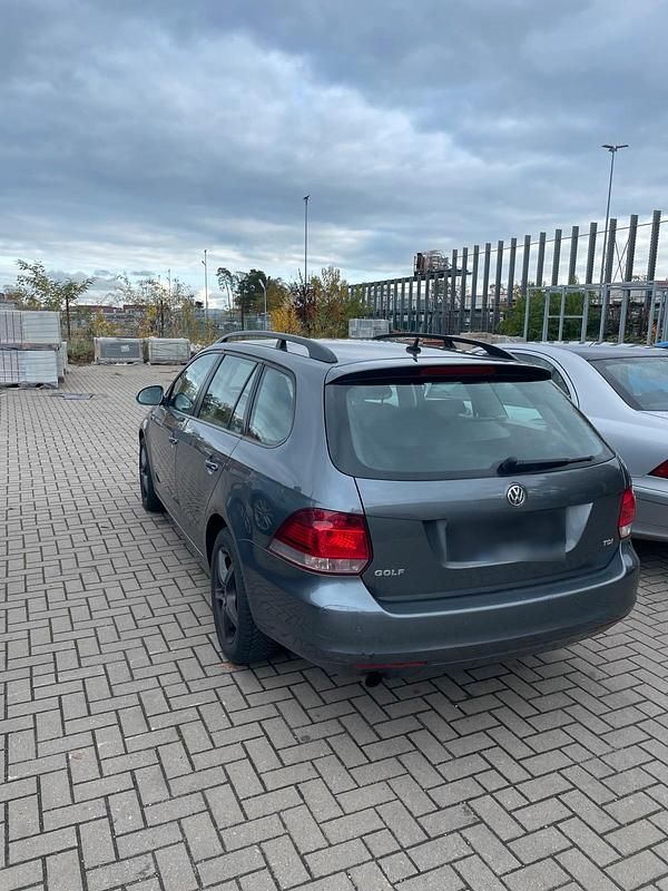 Gebraucht VW Golf V 105 PS (77 kW) 2009 Grau Kombi
