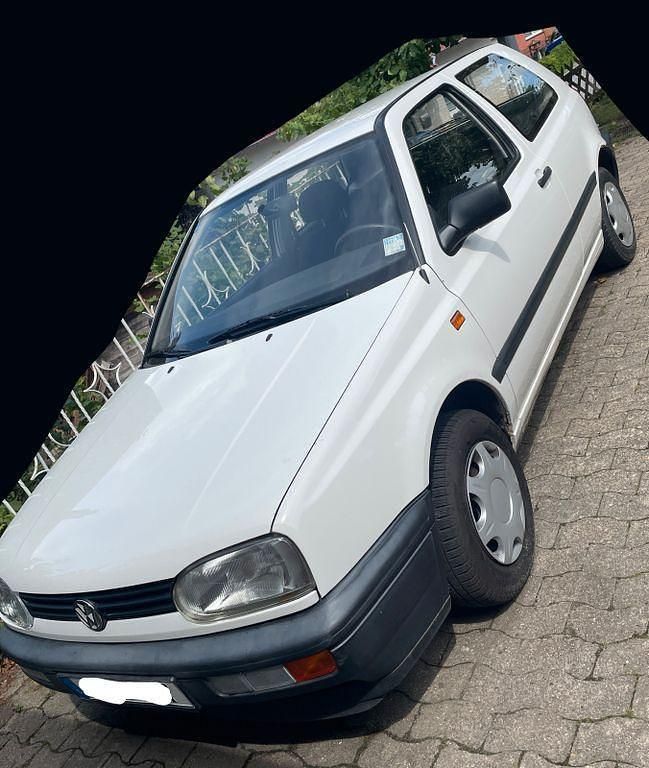 Weiß Gebraucht 1995 VW Golf III Limousine | 2.500 € - Bild 1/4