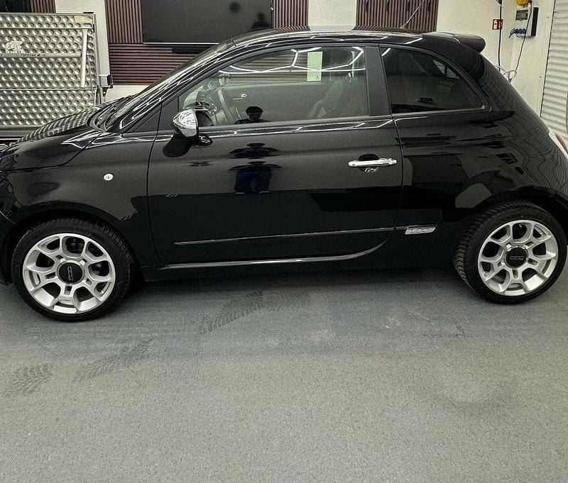 Gebraucht Fiat 500 69 PS (50 kW) 2011 Schwarz Kleinwagen