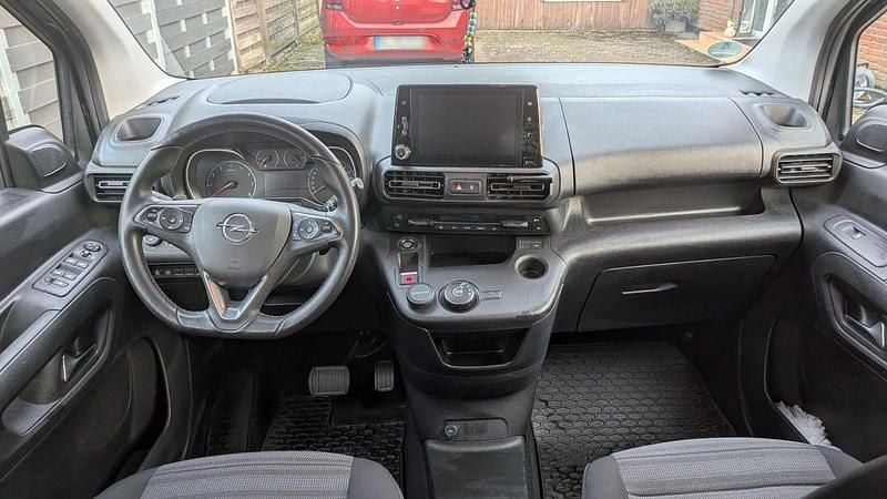 Gebraucht Opel Combo 131 PS (96 kW) 2023 Schwarz Van / Kleinbus