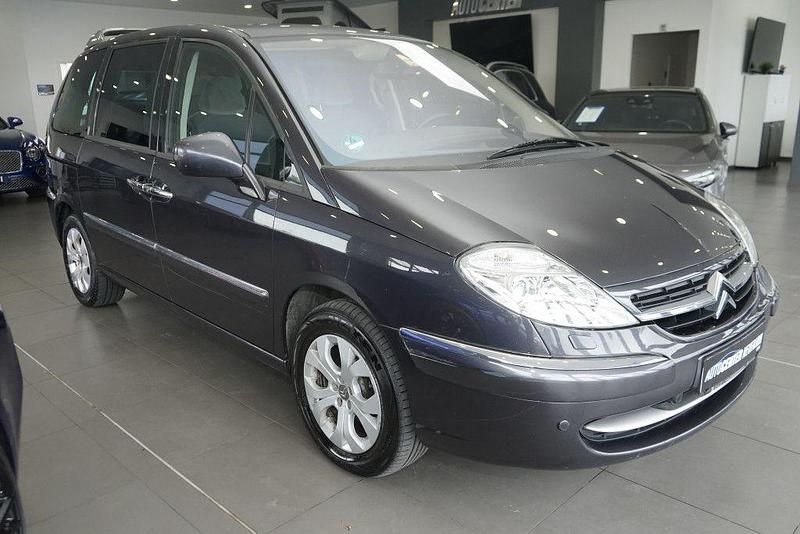 Grau Gebraucht 2011 Citroën C8 Attraction Van / Kleinbus | 5.980 € (Teuer) - Bild 1/4