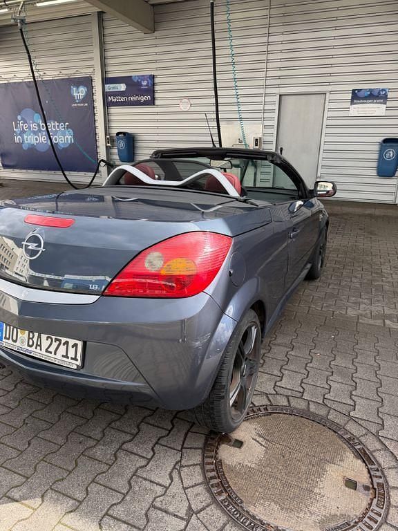 Gebraucht Opel Tigra 125 PS (91 kW) 2008 Blau Cabrio