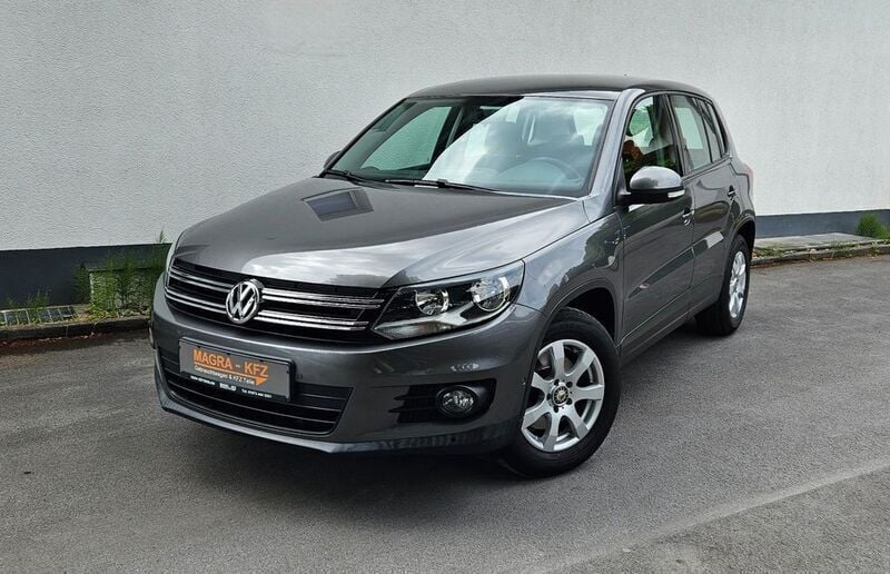 Grau Gebraucht 2015 VW Tiguan Trendline SUV | 10.000 € (Guter Preis) - Bild 1/4