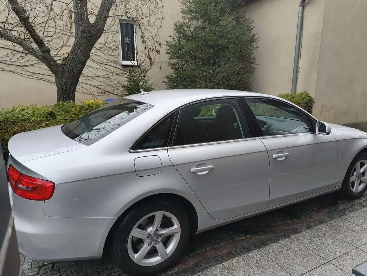Gebraucht Audi A4 Sport 170 PS (125 kW) 2013 Silber Limousine