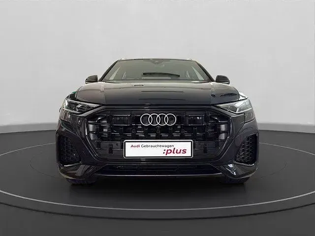 Gebraucht Audi Q8 Sport 286 PS (210 kW) 2024 Waitomoblau SUV