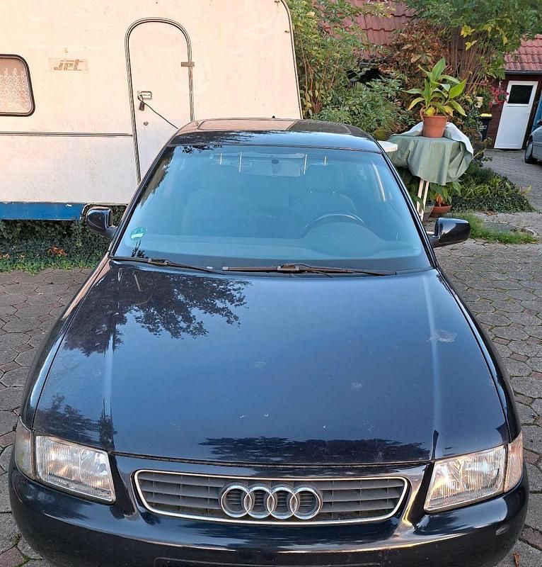 Blau Gebraucht 1997 Audi A3 Kleinwagen | 700 € (Superpreis) - Bild 1/4