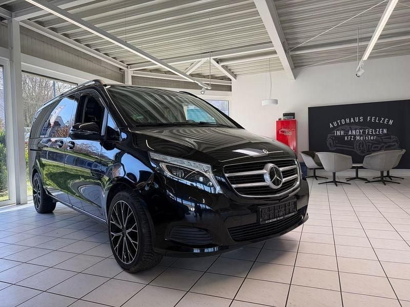 Gebraucht Mercedes V220 163 PS (119 kW) 2019 Schwarz Van / Kleinbus