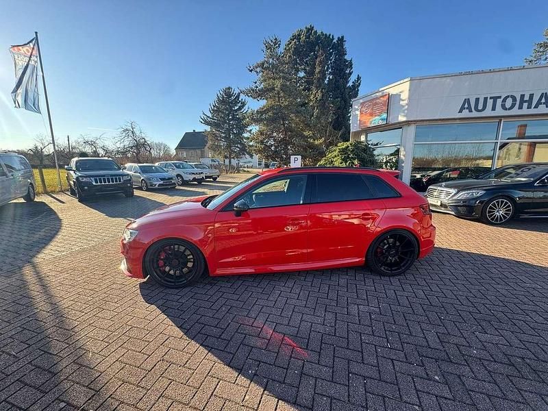 Gebraucht Audi RS3 367 PS (269 kW) 2015 Catalunyarot metallic Limousine