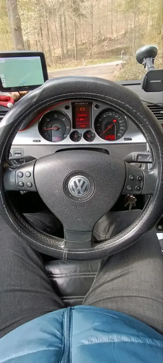 Gebraucht VW Passat 140 PS (102 kW) 2007 Schwarz Kombi