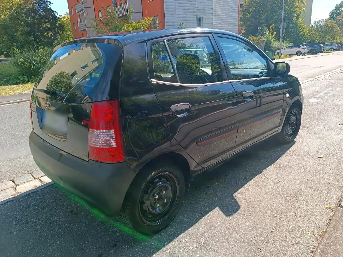 Begagnad Kia Picanto 2005 Halvkombi