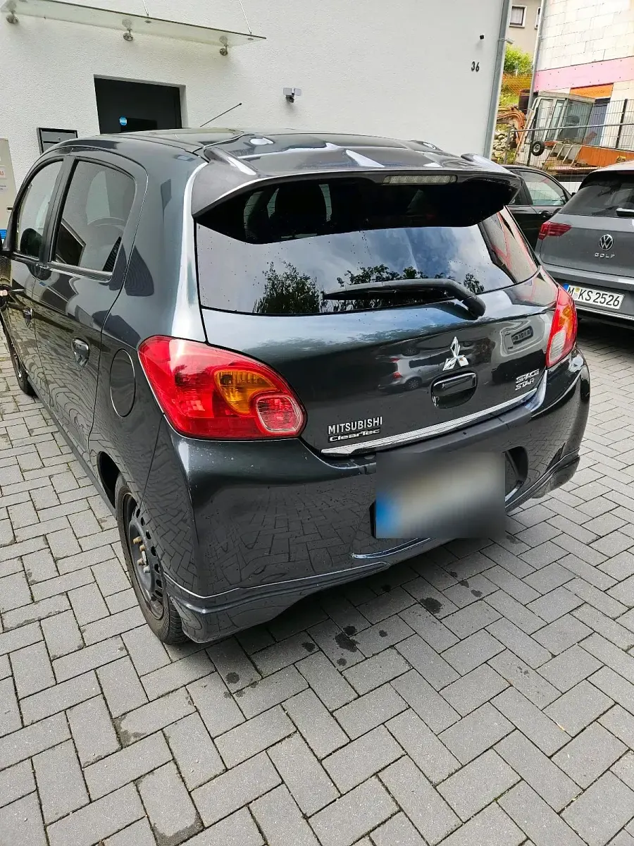 Gebraucht Mitsubishi Space Star 80 PS (58 kW) 2013 Grau Van / Kleinbus