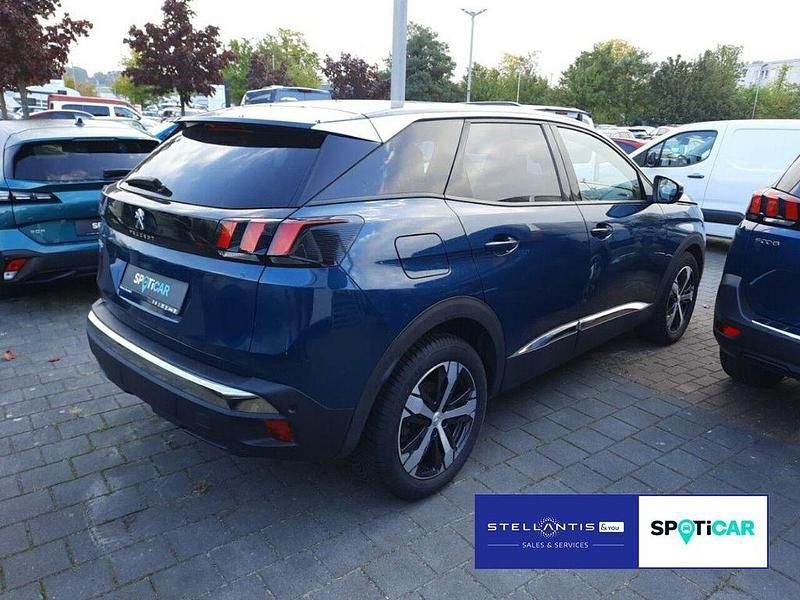 Gebraucht Peugeot 3008 Allure 131 PS (96 kW) 2023 Blau SUV