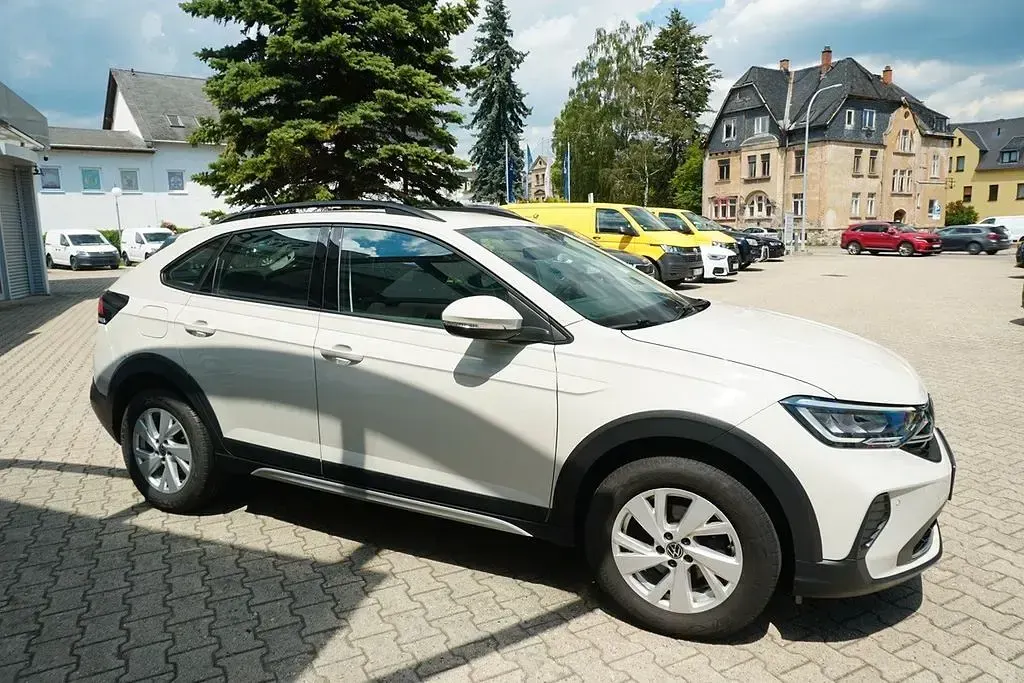Gebraucht VW Taigo Life 110 PS (80 kW) 2024 Silber SUV