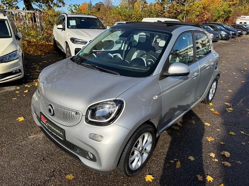 Silber Gebraucht 2015 Smart ForFour Basis Limousine | 9.700 € (Fairer Preis) - Bild 1/4