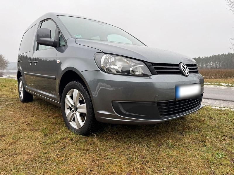 Gebraucht VW Caddy Edition 140 PS (102 kW) 2012 Schwarz Van / Kleinbus