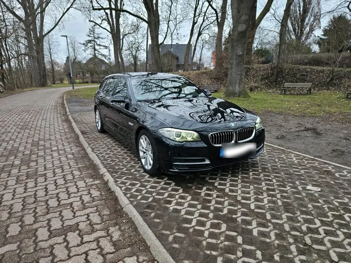 Gebraucht BMW 525 218 PS (160 kW) 2015 Schwarz Kombi