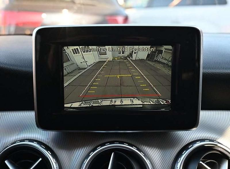 Gebraucht Mercedes GLA220 177 PS (130 kW) 2015 Schwarz SUV