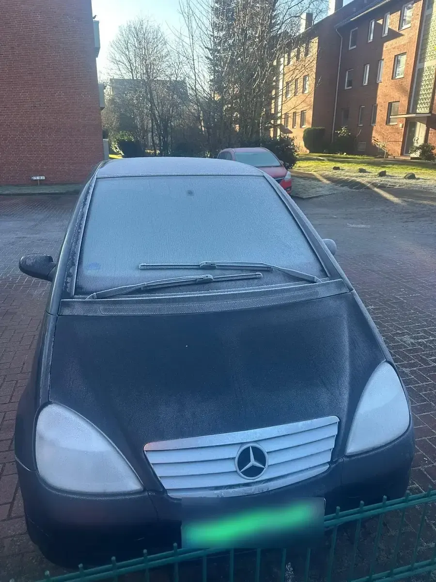 Gebraucht Mercedes A170 90 PS (66 kW) 2000 Schwarz Kleinwagen