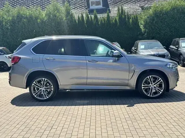 Gebraucht BMW X5 M50 Performance 381 PS (280 kW) 2016 Grau SUV