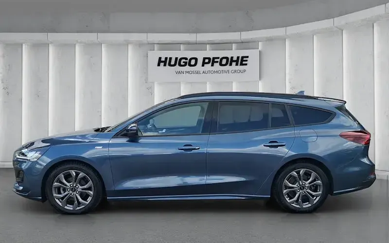 Gebraucht Ford Focus ST-Line 155 PS (114 kW) 2025 Chrome blue metallic Kombi