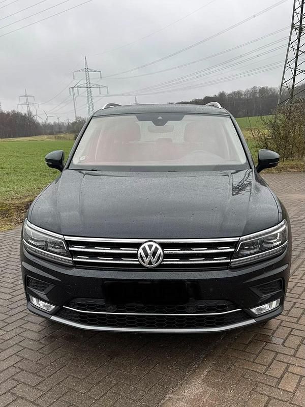 Gebraucht VW Tiguan 150 PS (110 kW) 2017 Schwarz SUV