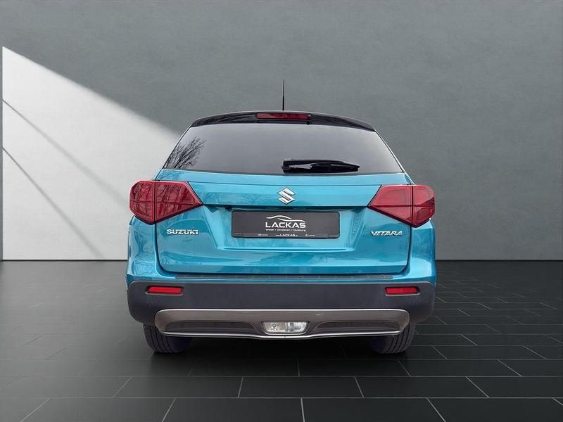 Gebraucht Suzuki Vitara Comfort 140 PS (102 kW) 2019 Unbekannt (metallic) SUV