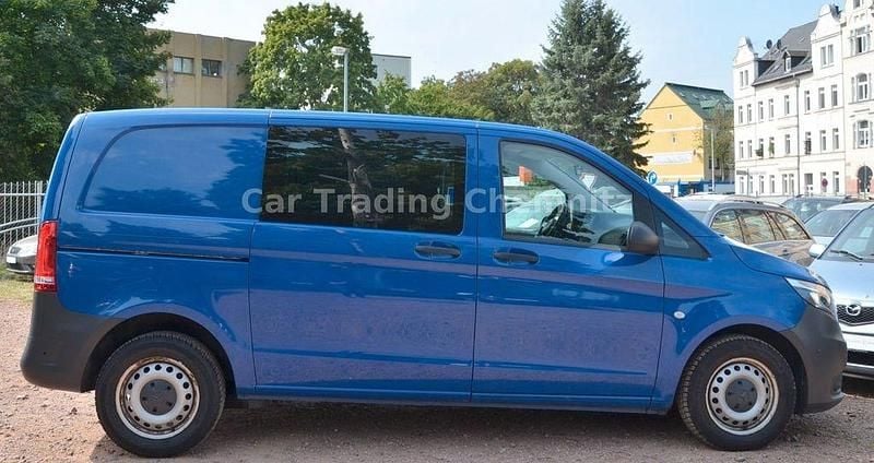 Gebraucht Mercedes Vito 88 PS (64 kW) 2016 Blau Van