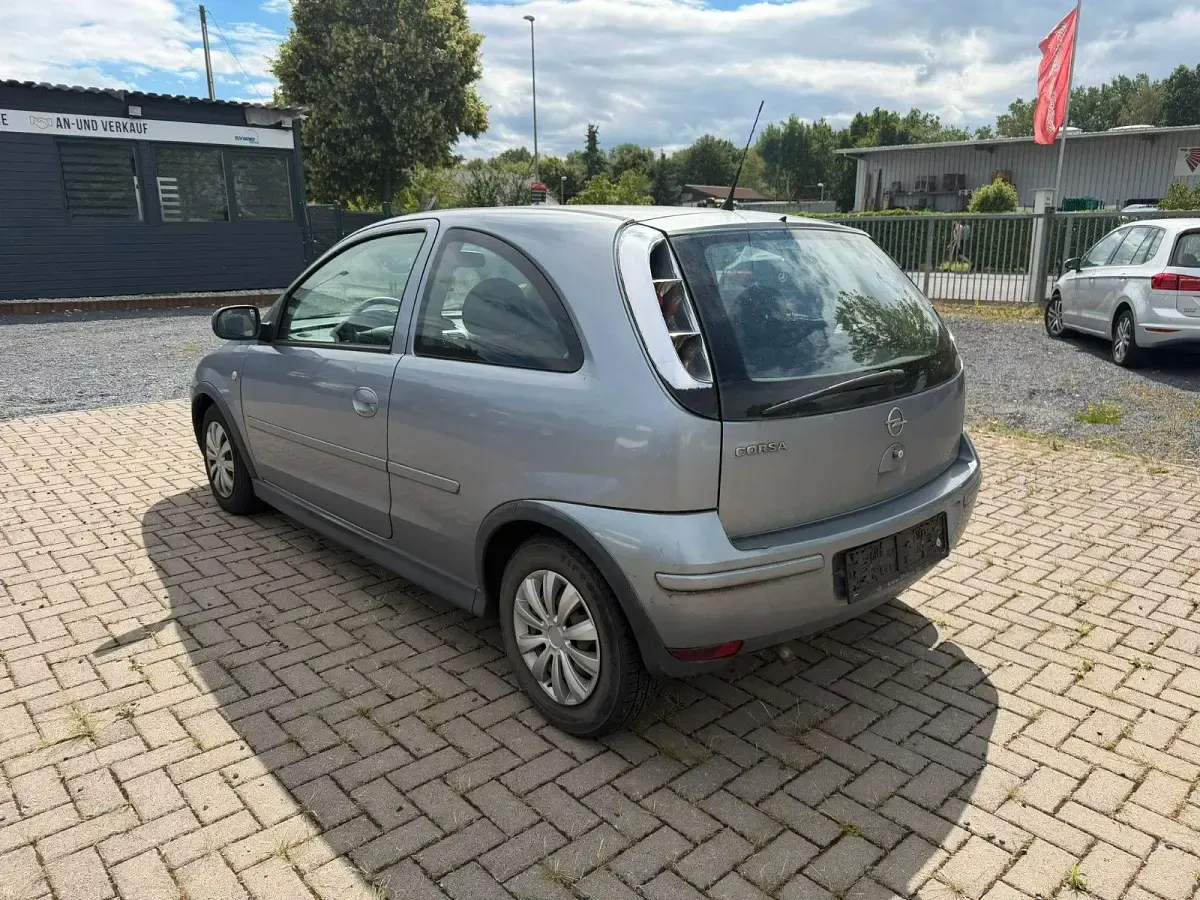 Gebraucht Opel Corsa 60 PS (44 kW) 2005 Grau Kleinwagen