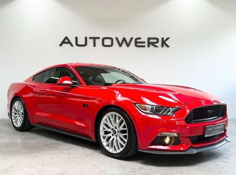 Racerot Gebraucht 2016 Ford Mustang GT Coupé | 32.999 € (Fairer Preis) - Bild 1/4