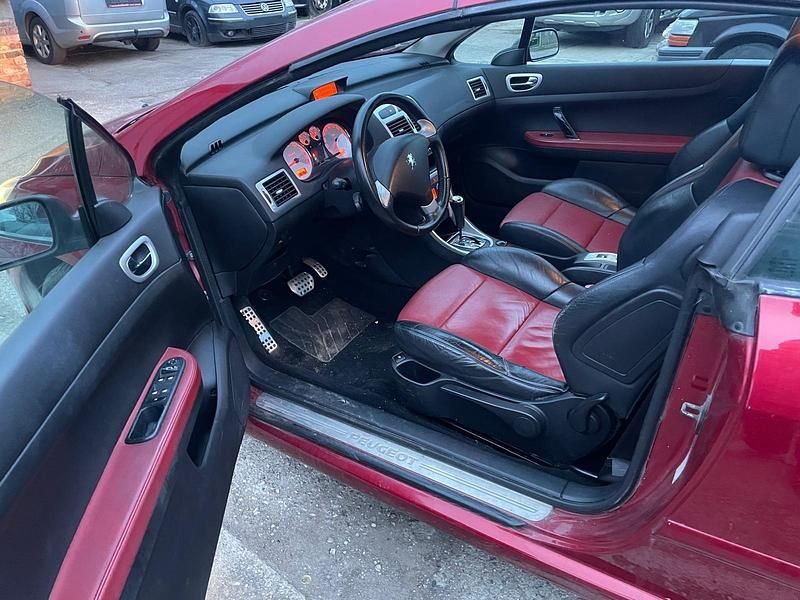 Gebraucht Peugeot 307 CC 140 PS (102 kW) 2006 Rot Cabrio