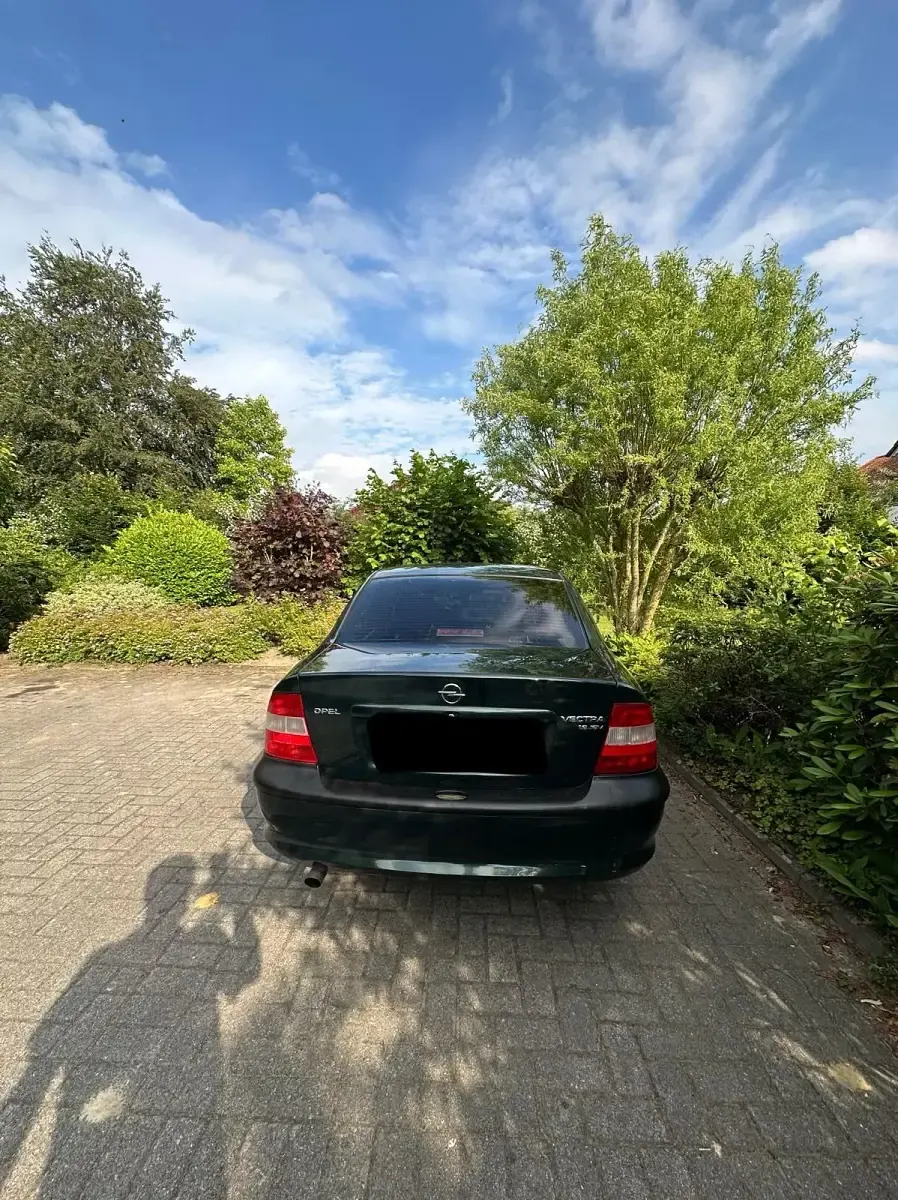 Gebraucht Opel Vectra 99 PS (72 kW) 1998 Grün Limousine