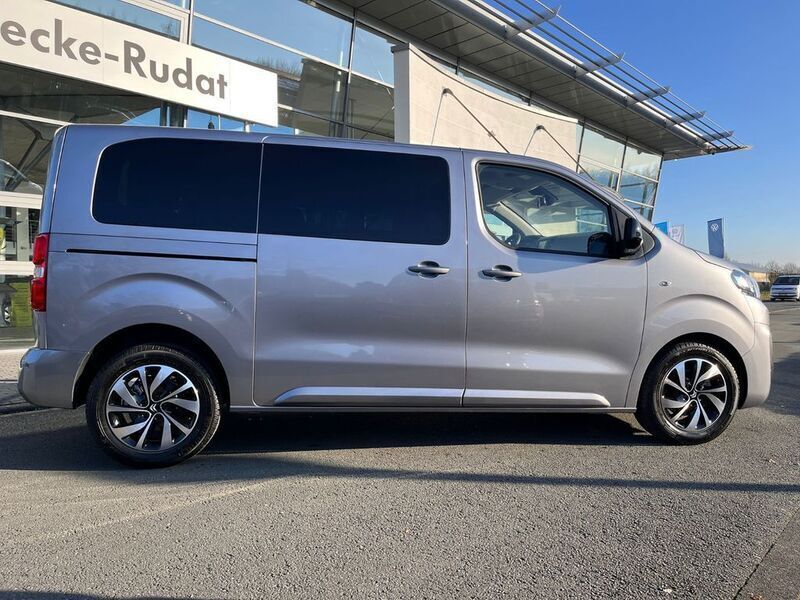 Gebraucht Citroën Spacetourer Feel 144 PS (105 kW) 2024 Grau Van / Kleinbus